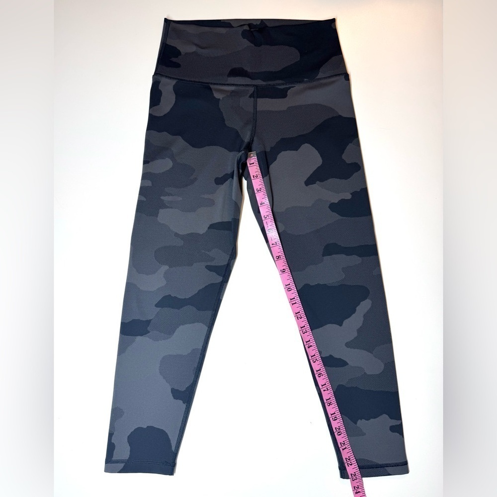 Set of 5 Activewear Leggings and Sports Bra Size- Large ( Danskin, DKNY,Aerie ) - Picture 9 of 16